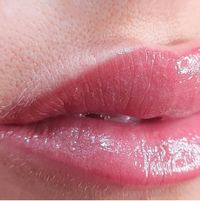 PMU lippen kunnen de eerste 3 dagen wat opgezwollen zijn