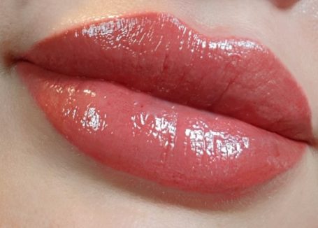lipblushing